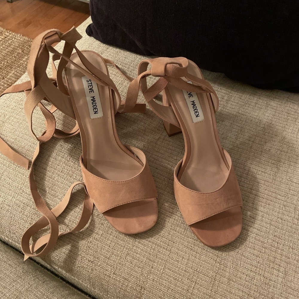 Steve Madden Kenny Tan Beige Nude Lace Up Ankle Wrap Sandal